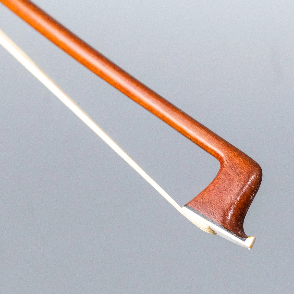  Arco Viola Antoni Marsale Brazilwood 900A París Níquel