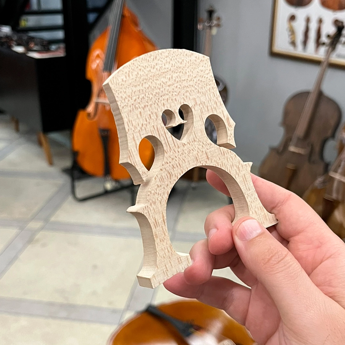 Cavalete Violoncelo Tarttan Francês 4/4