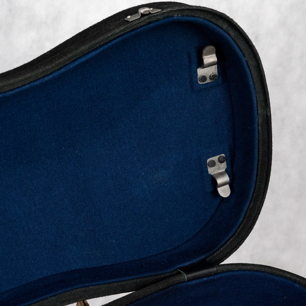 Estojo Case Antigo Violino Preto U047