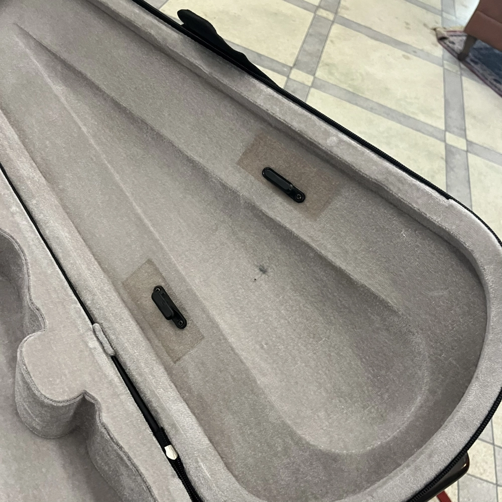 Estojo Case Viola Tarttan Gota Cinza 39 à 40,5cm - Usado U117