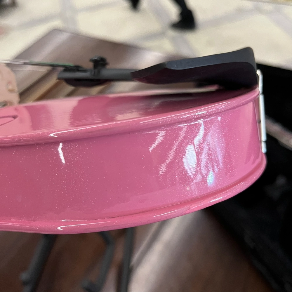Violino Tarttan Série 100 Rosa 4/4 - Avaria U135